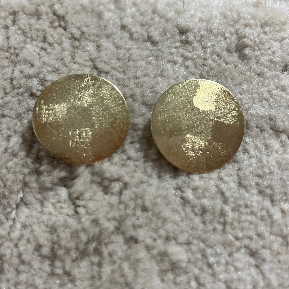 NWOT Sheila fajl gold disc earrings